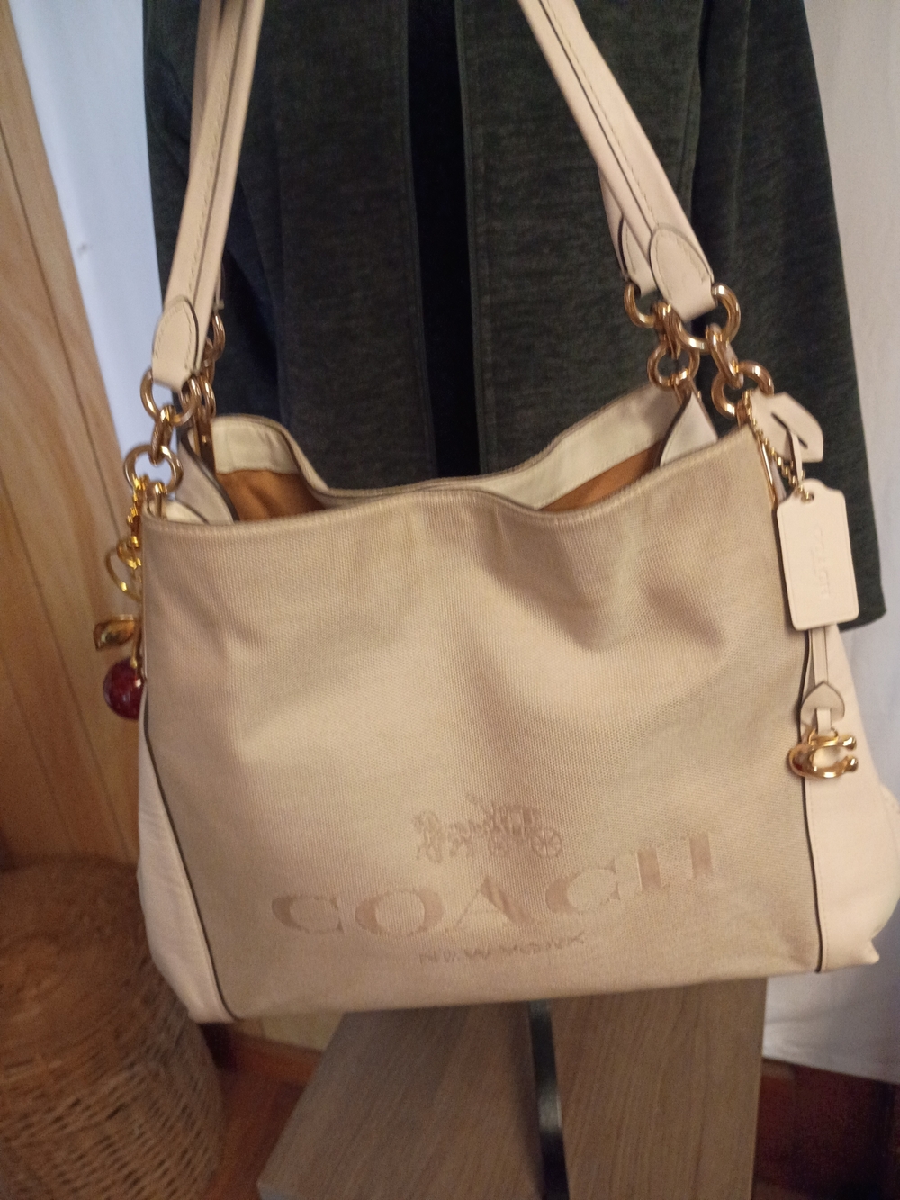 Coach Dalton 31 Horse And Carriage Jacquard& Leather Shoulder Bag - Picture 4 of 14